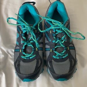 New balance hiking\trail running shoes